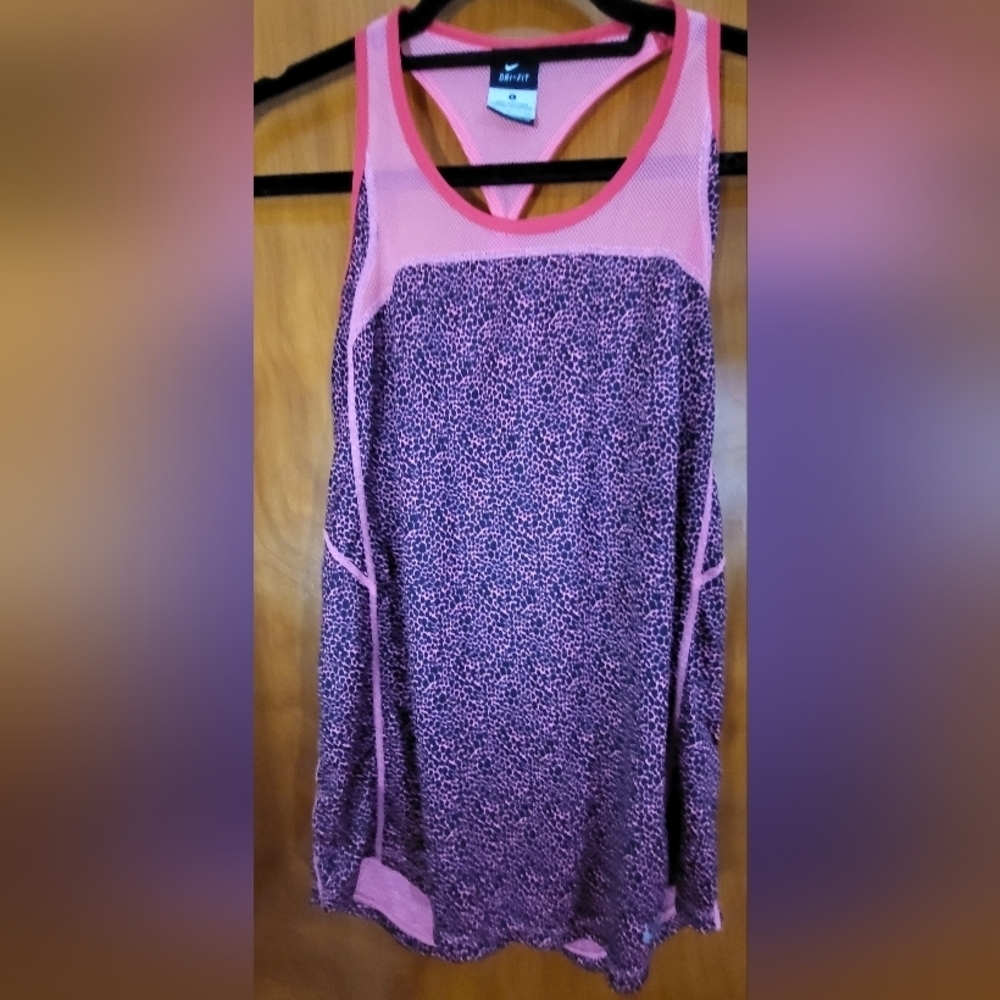 Nike Active Dri Fit Top  Size S